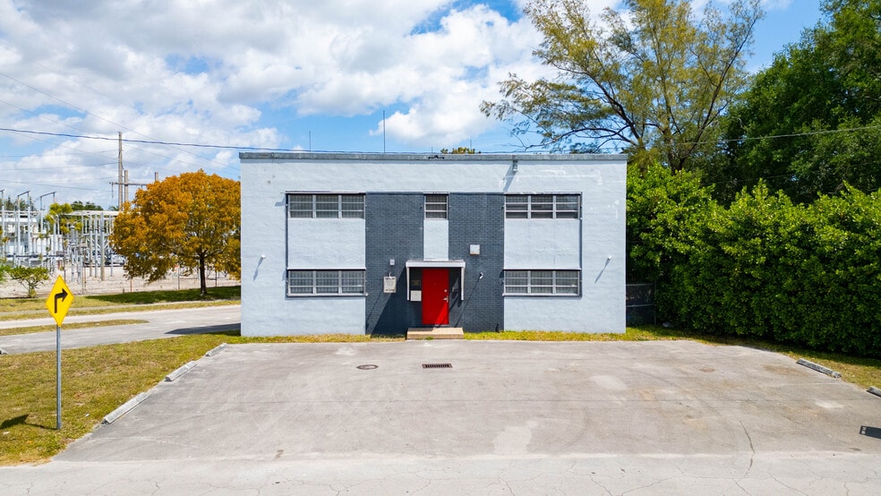 595 NW 91st St, Miami, FL à vendre - Photo de l’immeuble – Image 1 sur 14