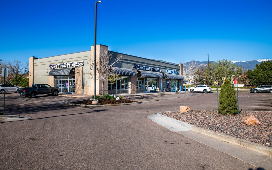 1783-1787 E Cheyenne Mountain Blvd, Colorado Springs, CO à vendre - Photo de l’immeuble – Image 2 sur 8