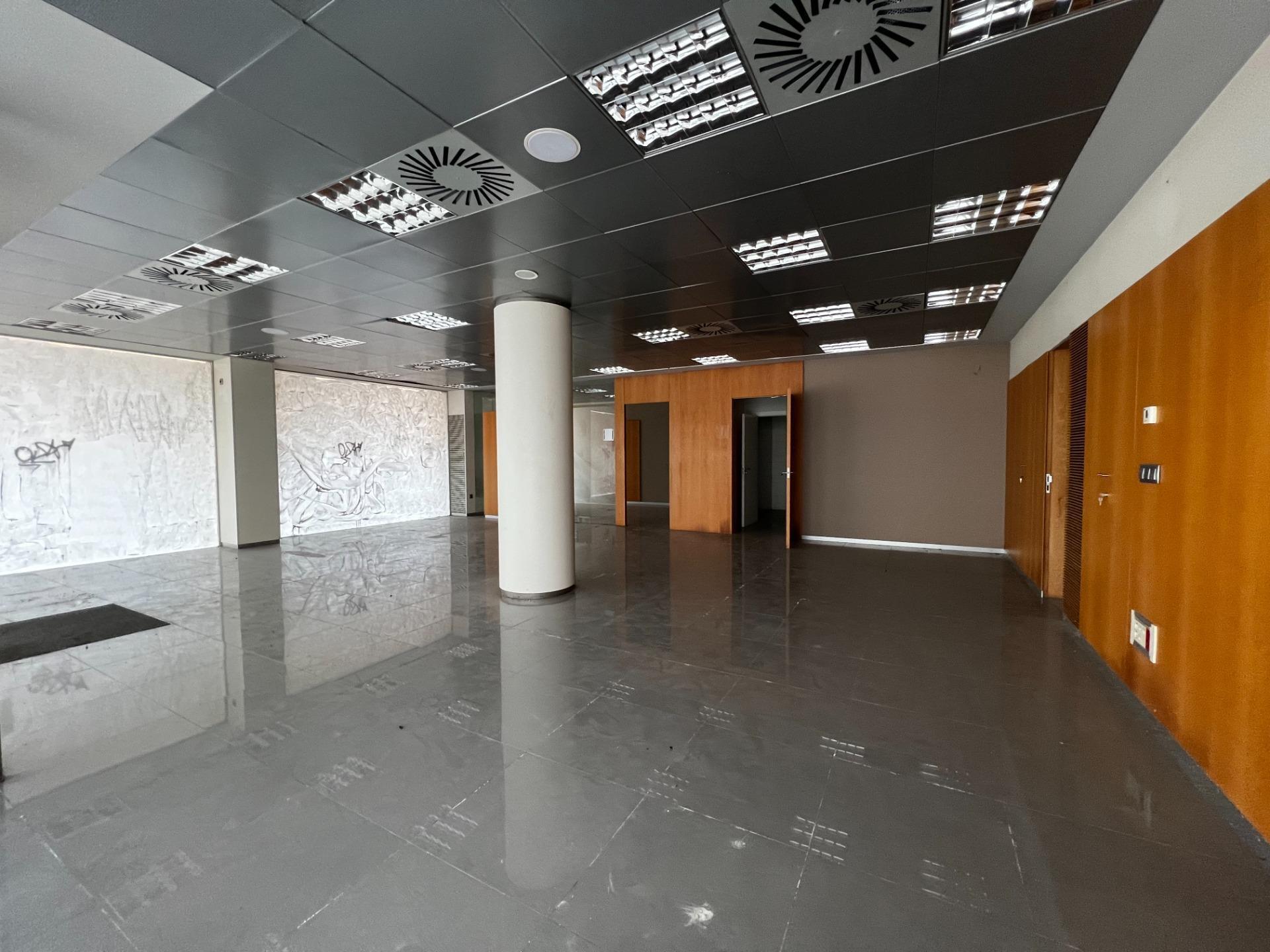 Local commercial dans València, Valencia à vendre Photo intérieure– Image 1 sur 12