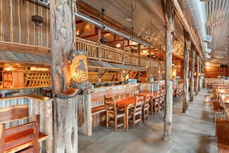 Plus de détails pour 2692 Highway 105 W, Navasota, TX - Sports et loisirs à vendre