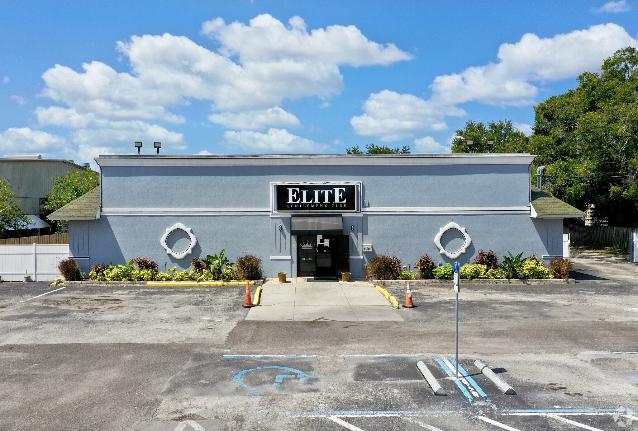 8804 66th St N, Pinellas Park, FL à louer Photo de l’immeuble– Image 1 sur 29