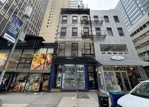 723 Third Ave, New York, NY à louer Photo de l’immeuble– Image 2 sur 2