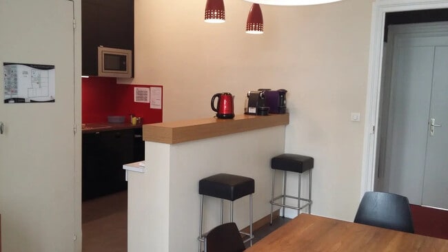 Plus de détails pour 5 Rue Santeuil, Nantes - Coworking à louer