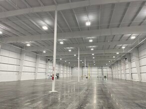 1680 James Pky, Heath, OH à louer Photo de l’immeuble– Image 2 sur 9