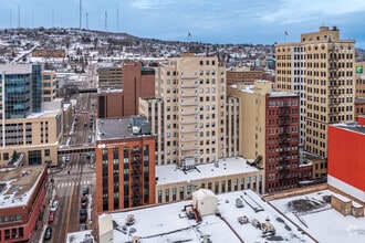 324 W Superior St, Duluth, MN - Vue aérienne  vue de carte