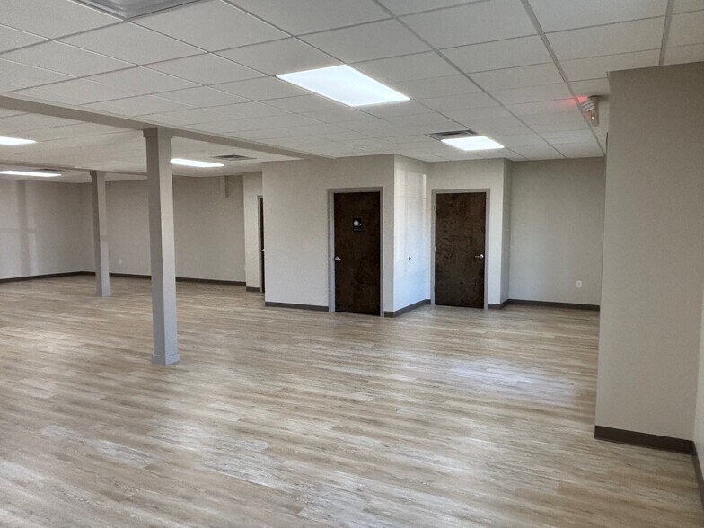 221 Osage Ln, Waynesboro, VA à louer - Photo de l’immeuble – Image 3 sur 6