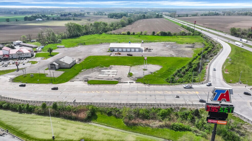 10640 Lancaster Rd, Hebron, OH à louer - Photo de l’immeuble – Image 3 sur 8