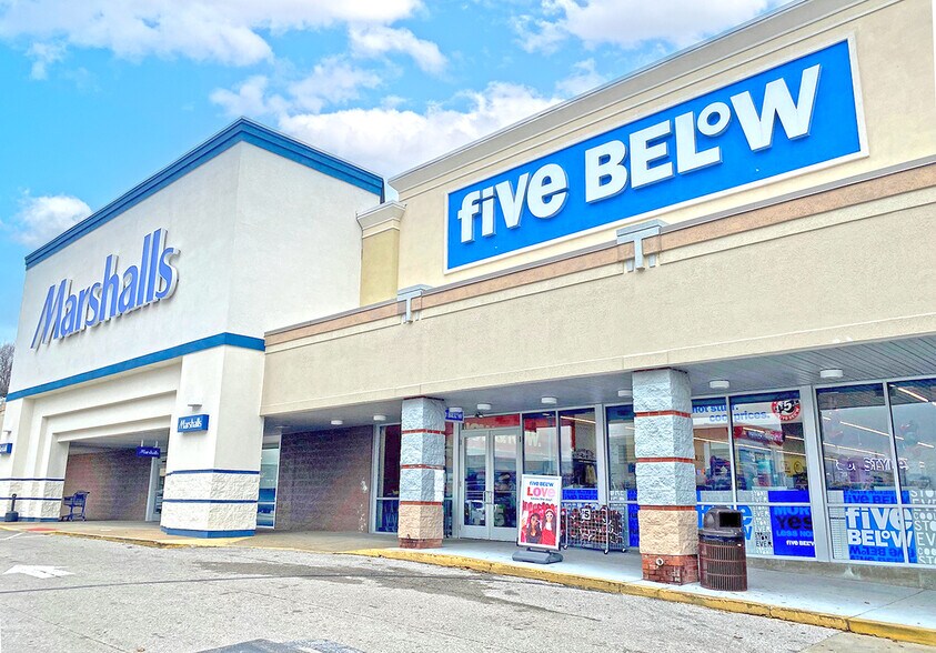 310-376 N L Rogers Wells Blvd, Glasgow, KY à louer - Photo de l’immeuble – Image 1 sur 8