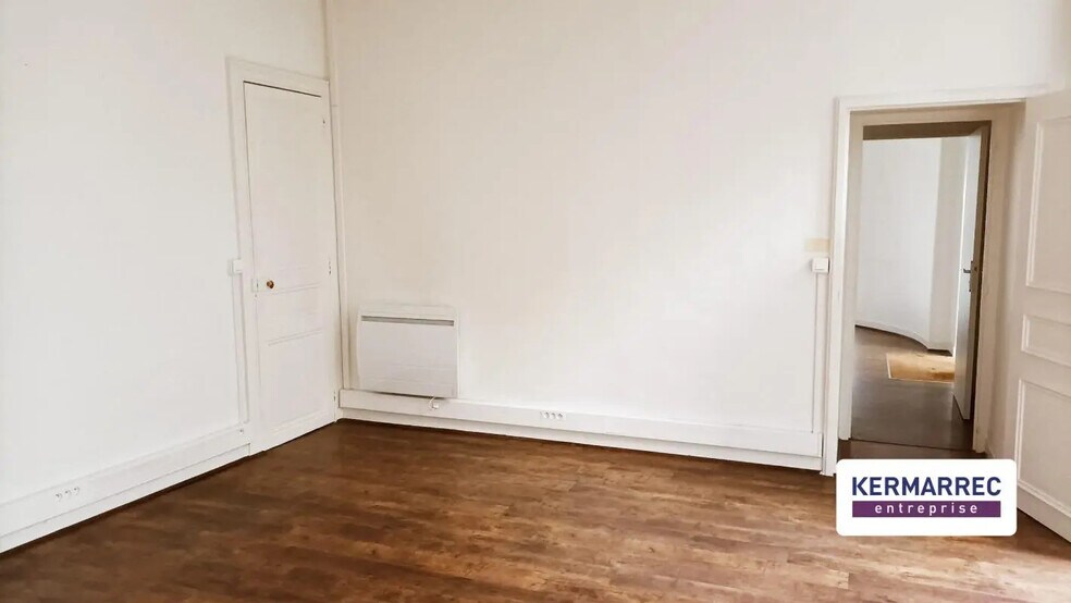 Bureau dans Nantes à vendre - Photo de l’immeuble – Image 2 sur 6