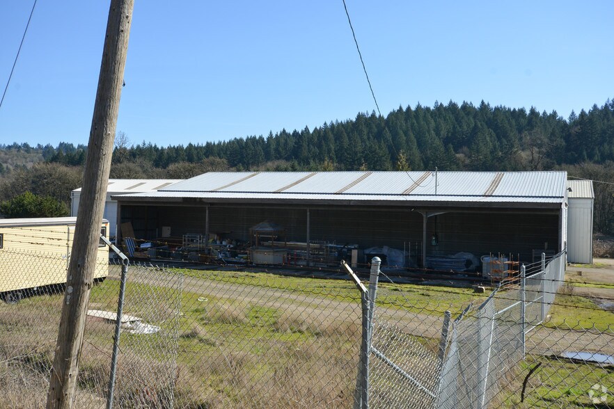 10466 Sunnyside Rd SE, Jefferson, OR à vendre - Photo de l’immeuble – Image 3 sur 8