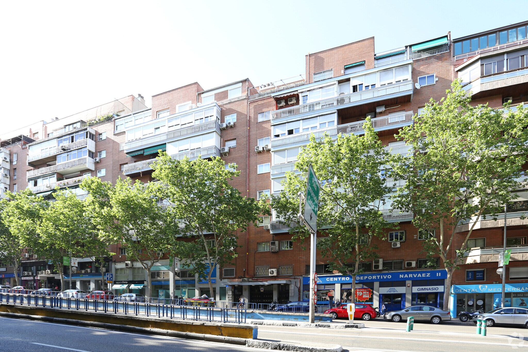 Avenida de Mediterráneo, 9-11, Madrid, Madrid à louer Photo principale– Image 1 sur 3