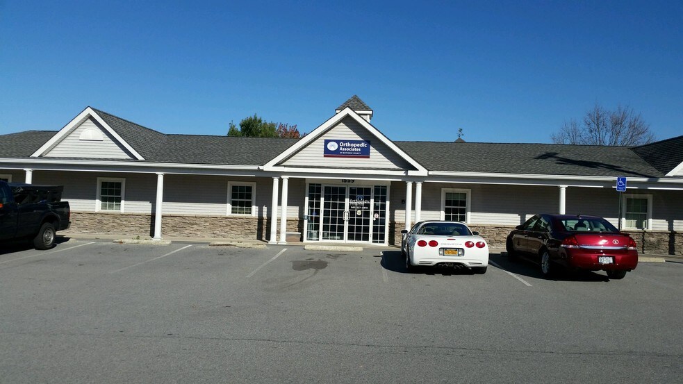 1559 Route 82, Hopewell Junction, NY à louer - Photo principale – Image 1 sur 16