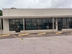 6870 Spencer Hwy, Pasadena, TX à louer Photo intérieure– Image 2 sur 9