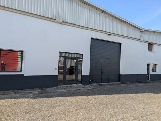 Plus de détails pour Bureau à louer