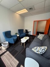 120 Eglinton Ave E, Toronto, ON à louer Photo intérieure– Image 1 sur 5