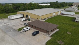 Plus de détails pour 1601 N 14th St, Indianola, IA - Industriel/Logistique à vendre