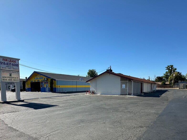 5026 Fruitridge Rd, Sacramento, CA à louer - Photo de l’immeuble – Image 1 sur 15