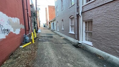 806 Caroline St, Fredericksburg, VA à louer - Vidéo sur l’annonce professionnelle 