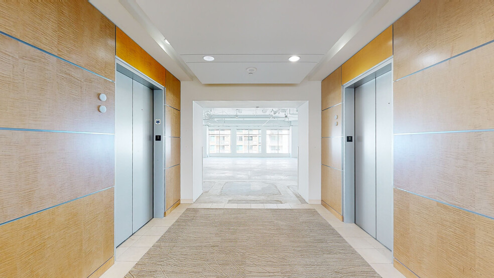 2777 Crystal Dr, Arlington, VA à louer - Numérisation 3D Matterport – Image 3 sur 48