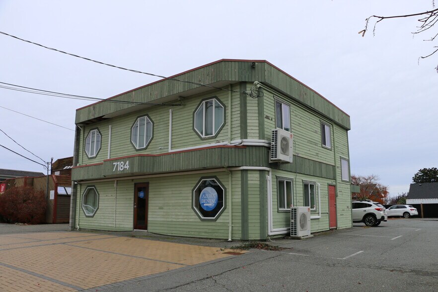 7184 Lantzville Rd, Lantzville, BC à vendre - Photo de l’immeuble – Image 2 sur 10