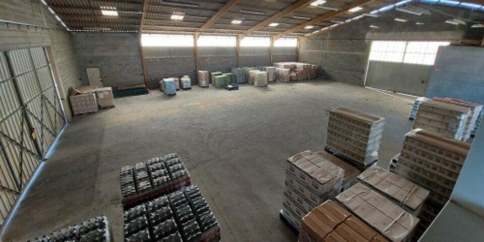 Local d’activités dans Brive-la-Gaillarde à louer - Photo de l’immeuble – Image 2 sur 7