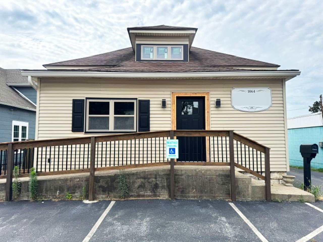 1064 US 31W Byp, Bowling Green, KY à louer Photo principale– Image 1 sur 15