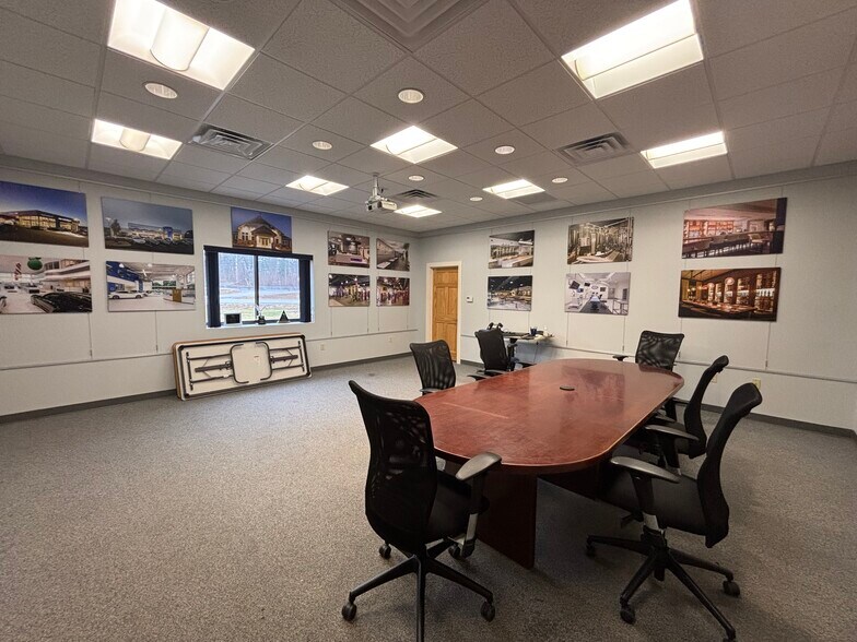 165 Industrial Dr, Dover, NH à louer - Photo de l’immeuble – Image 2 sur 3