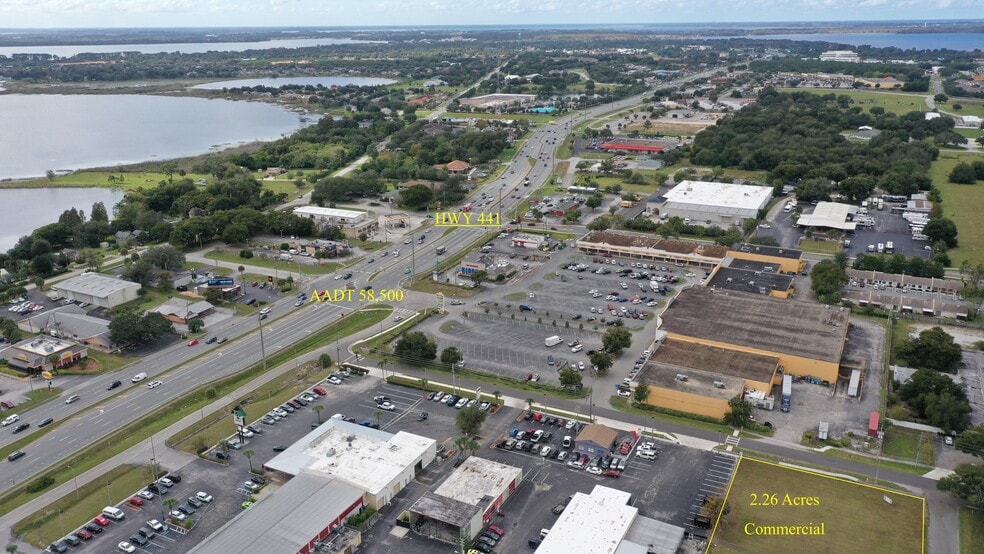 Ruleme St, Eustis, FL à vendre - Aérien – Image 2 sur 2