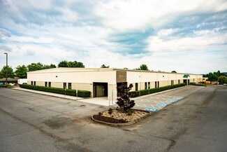 Plus de détails pour 3429 Regal Dr, Alcoa, TN - Bureau à vendre