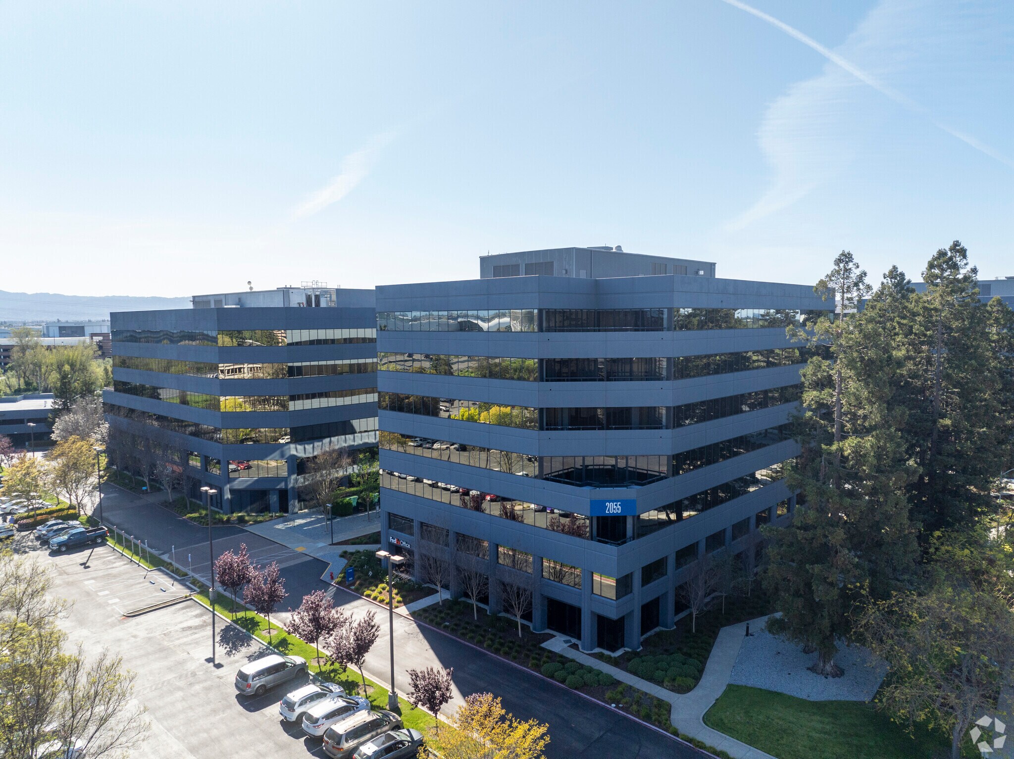 2033 Gateway Pl, San Jose, CA à louer Photo principale– Image 1 sur 5