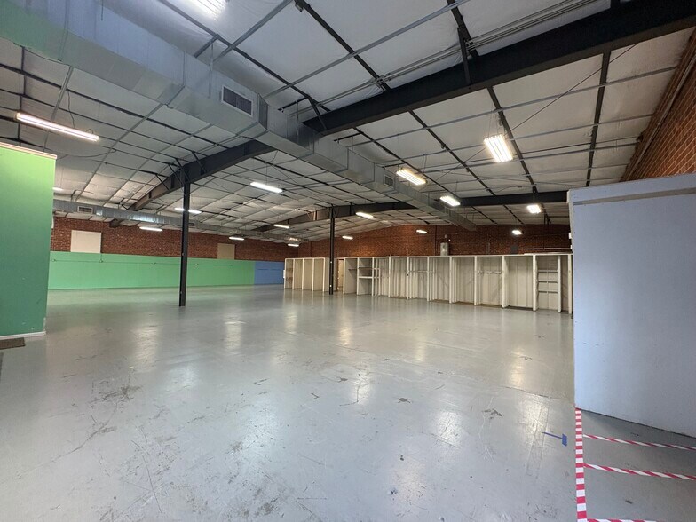 2520 W Roosevelt Blvd, Monroe, NC à louer - Photo de l’immeuble – Image 2 sur 5