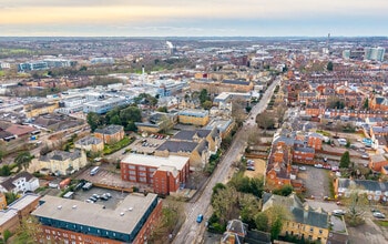 Cliftonville, Northampton à louer Photo de l’immeuble– Image 2 sur 5