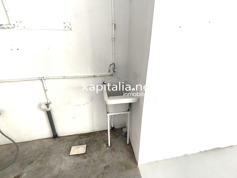 Local commercial dans Ontinyent, Valencia à louer - Photo de l’immeuble – Image 3 sur 6