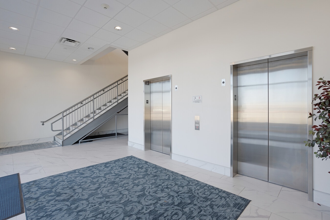 4200 Mapleshade Ln, Plano, TX 75093 - Lot Unit 200 -  - Photo intérieure - Image 2 of 26