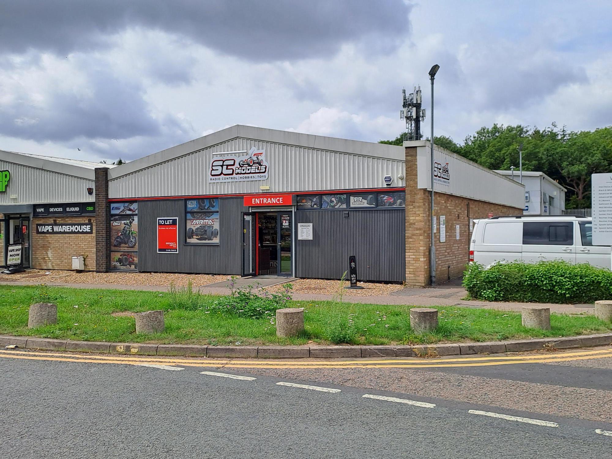 Wedgwood Way, Stevenage à louer Photo principale– Image 1 sur 7