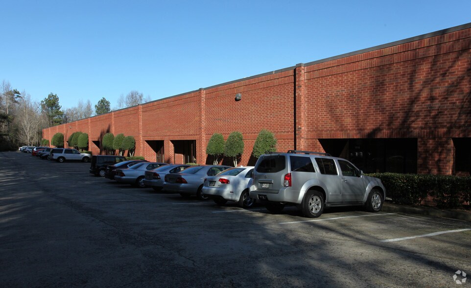 1000-1024 Branch Dr, Alpharetta, GA à louer - Photo de l’immeuble – Image 1 sur 3