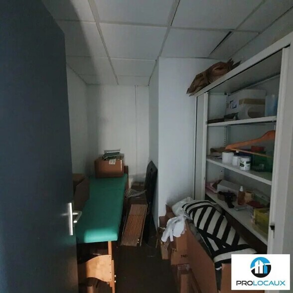 Bureau dans Eybens à louer - Photo de l’immeuble – Image 2 sur 7