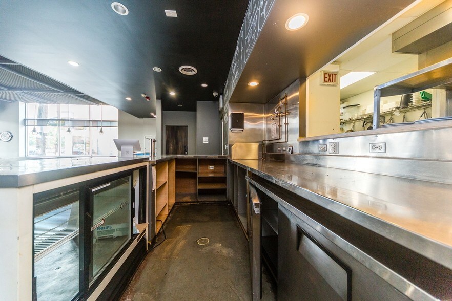 1912 N Western Ave, Chicago, IL à louer - Photo intérieure – Image 3 sur 16