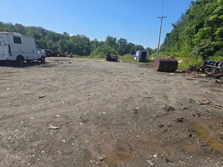 1978 Route 9D, Wappingers Falls, NY à louer - Photo de l’immeuble – Image 3 sur 4