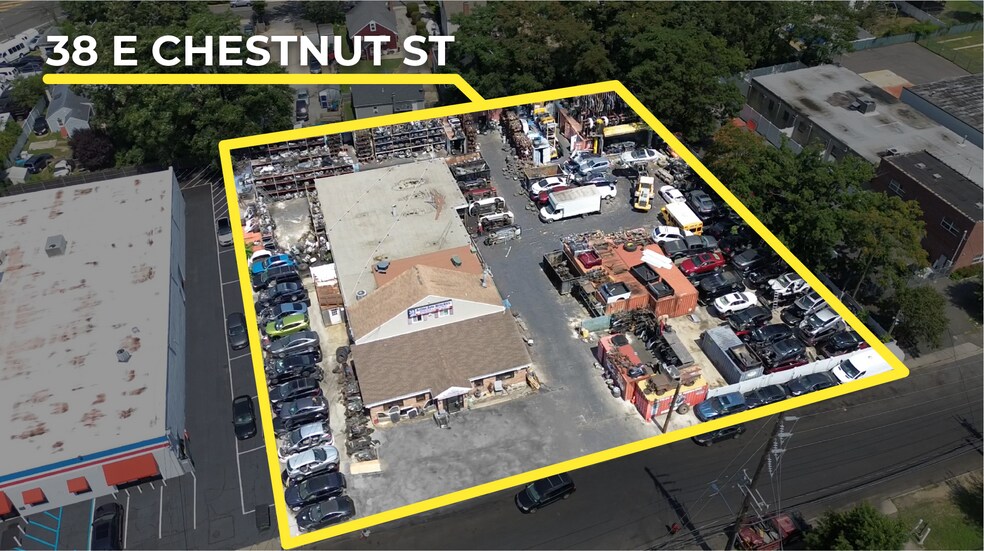 38 E Chestnut St, Massapequa, NY à vendre - Aérien – Image 2 sur 6