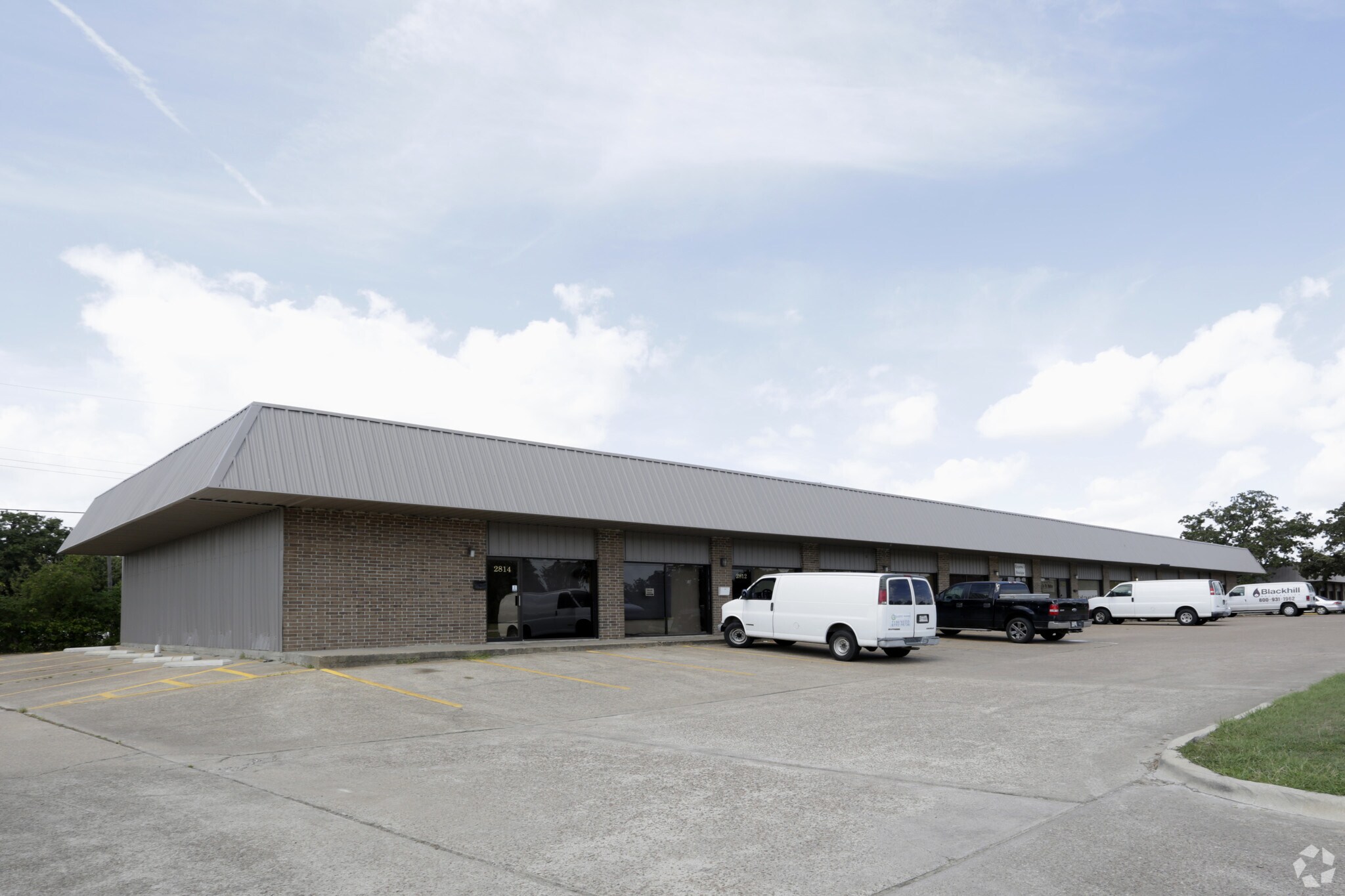 2800 Finfeather Rd, Bryan, TX à vendre Photo de l’immeuble– Image 1 sur 3