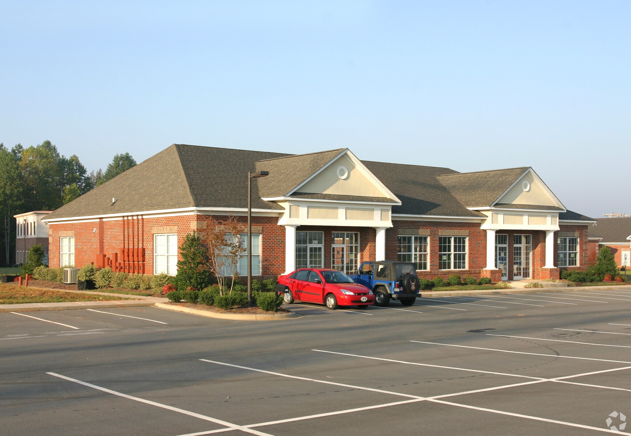 298 N Highway 16, Denver, NC à louer Photo de l’immeuble– Image 1 sur 4