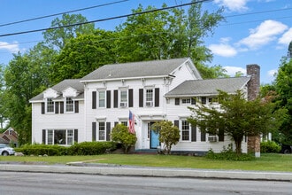 205 Delaware Ave, Delmar, NY à louer Photo intérieure– Image 1 sur 49