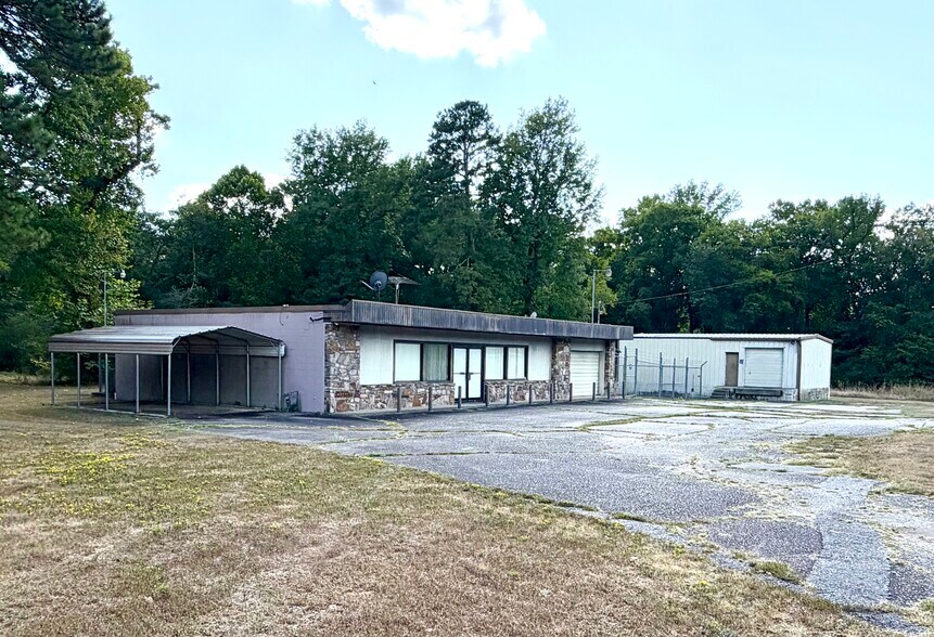 2819 Mountain Pine Rd, Hot Springs, AR à vendre - Photo principale – Image 1 sur 9