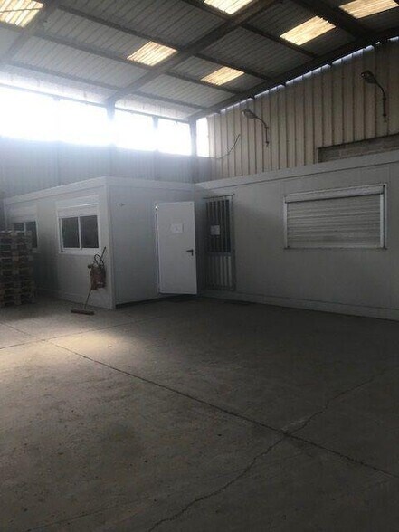 Industriel/Logistique dans Saint-Germain-lès-Arpajon à louer - Photo de l’immeuble – Image 3 sur 6