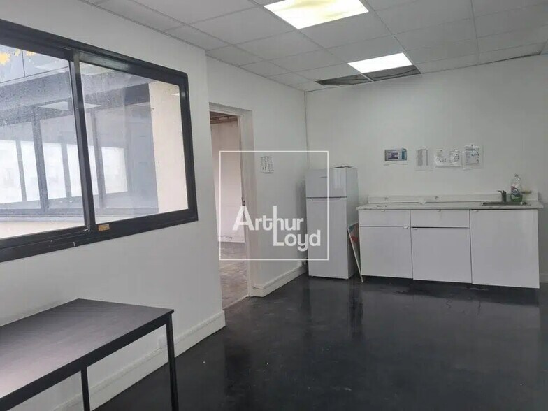 27 Bis Avenue Francois Mitterrand, Athis-Mons à louer - Photo de l’immeuble – Image 3 sur 8