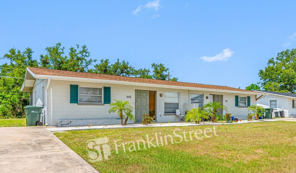 308-630 Briarwood Rd, Venice, FL à vendre - Photo de l’immeuble – Image 3 sur 12