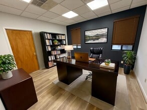 222 Outwater Ln, Garfield, NJ à louer Photo intérieure– Image 2 sur 5