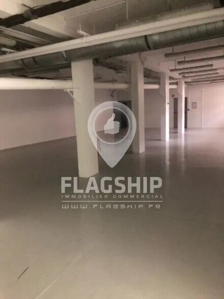 Local commercial dans Boulogne-Billancourt à louer - Photo de l’immeuble – Image 3 sur 6