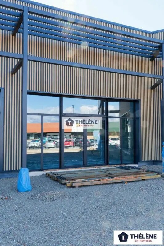 Plus de détails pour Local commercial à louer